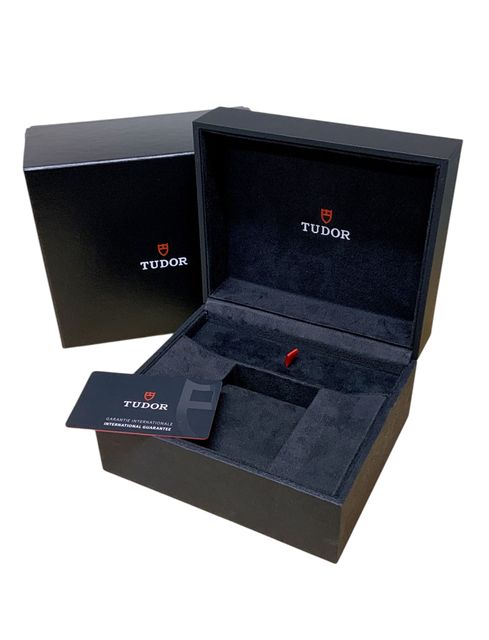Tudor Black Bay Chrono M79360N-0002 Image 4